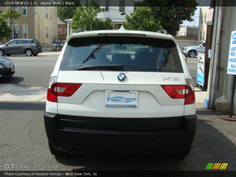 Alpine White / Black 2004 BMW X3 2.5i