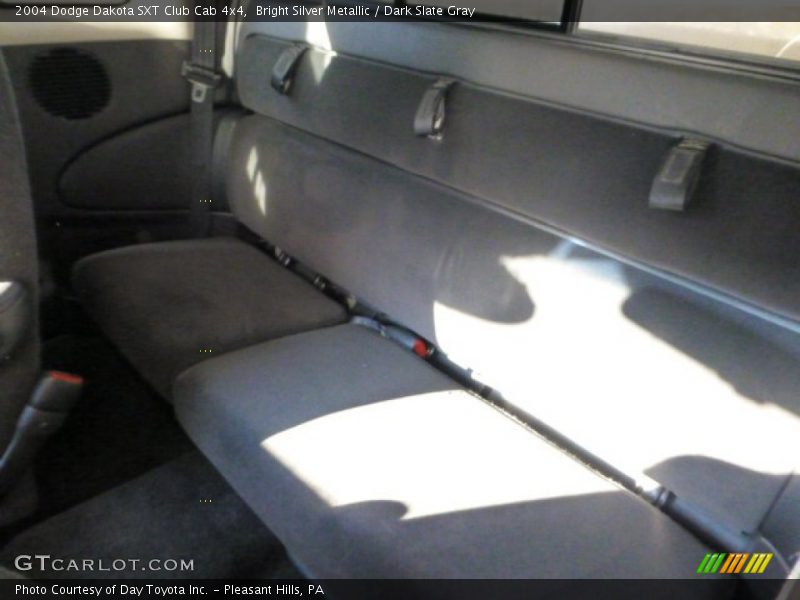 Bright Silver Metallic / Dark Slate Gray 2004 Dodge Dakota SXT Club Cab 4x4