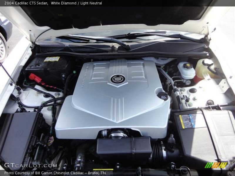 White Diamond / Light Neutral 2004 Cadillac CTS Sedan