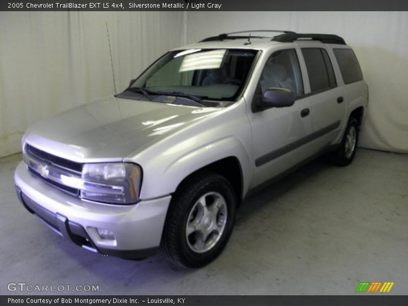 Silverstone Metallic / Light Gray 2005 Chevrolet TrailBlazer EXT LS 4x4