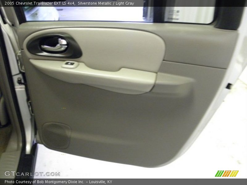 Silverstone Metallic / Light Gray 2005 Chevrolet TrailBlazer EXT LS 4x4