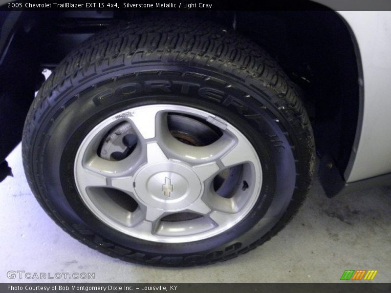 Silverstone Metallic / Light Gray 2005 Chevrolet TrailBlazer EXT LS 4x4