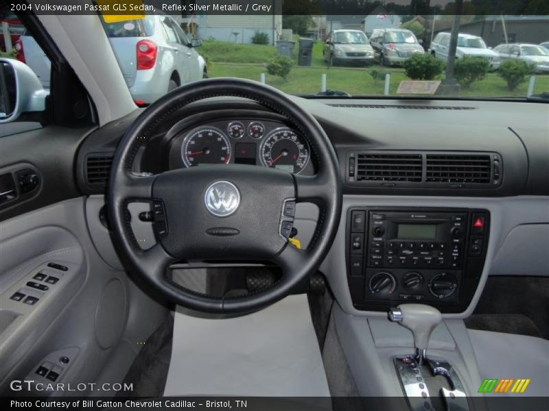 Reflex Silver Metallic / Grey 2004 Volkswagen Passat GLS Sedan