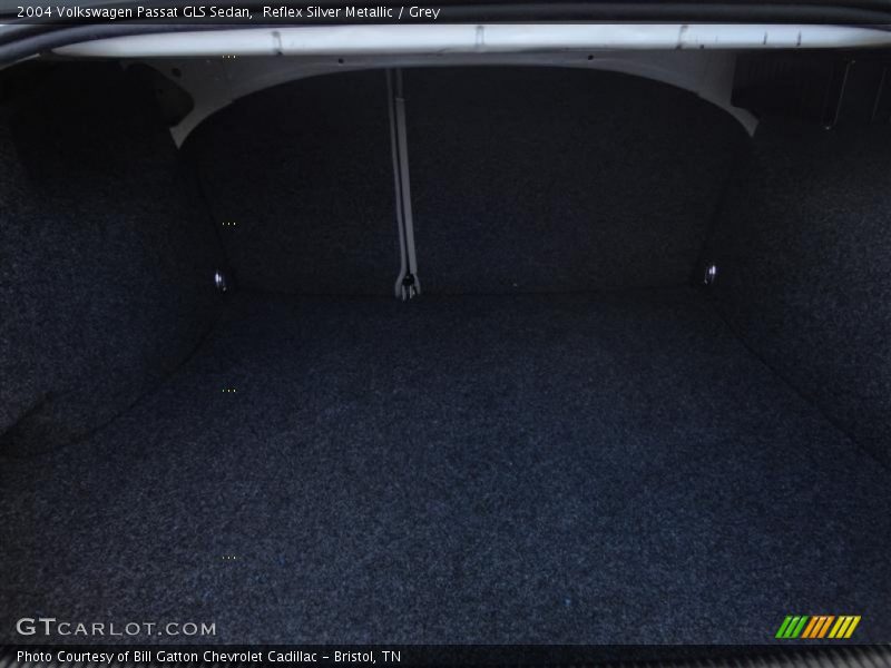 Reflex Silver Metallic / Grey 2004 Volkswagen Passat GLS Sedan