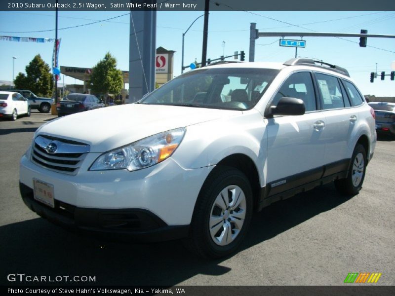 Satin White Pearl / Warm Ivory 2010 Subaru Outback 2.5i Wagon