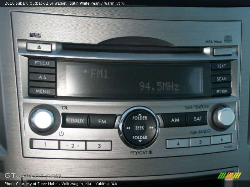 Satin White Pearl / Warm Ivory 2010 Subaru Outback 2.5i Wagon