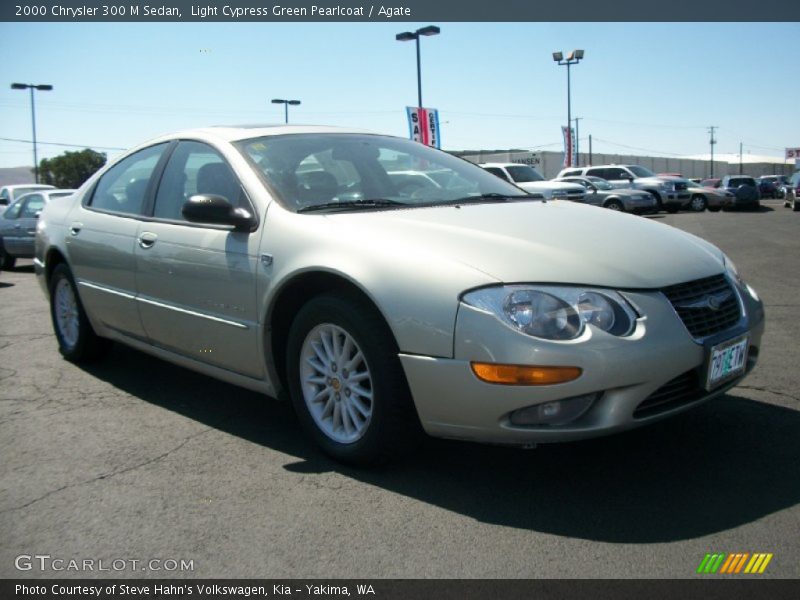 Light Cypress Green Pearlcoat / Agate 2000 Chrysler 300 M Sedan