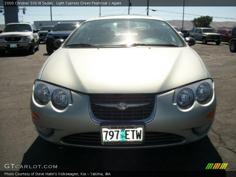 Light Cypress Green Pearlcoat / Agate 2000 Chrysler 300 M Sedan