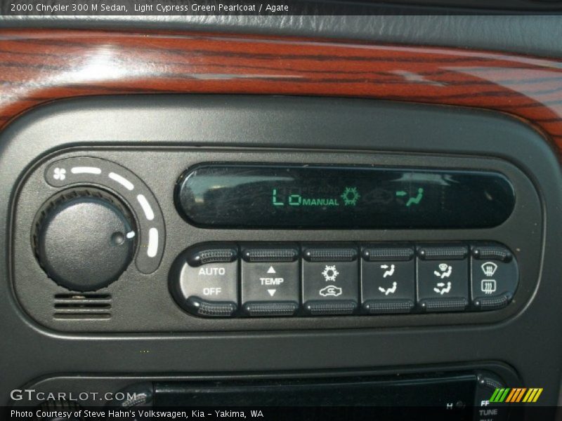 Controls of 2000 300 M Sedan
