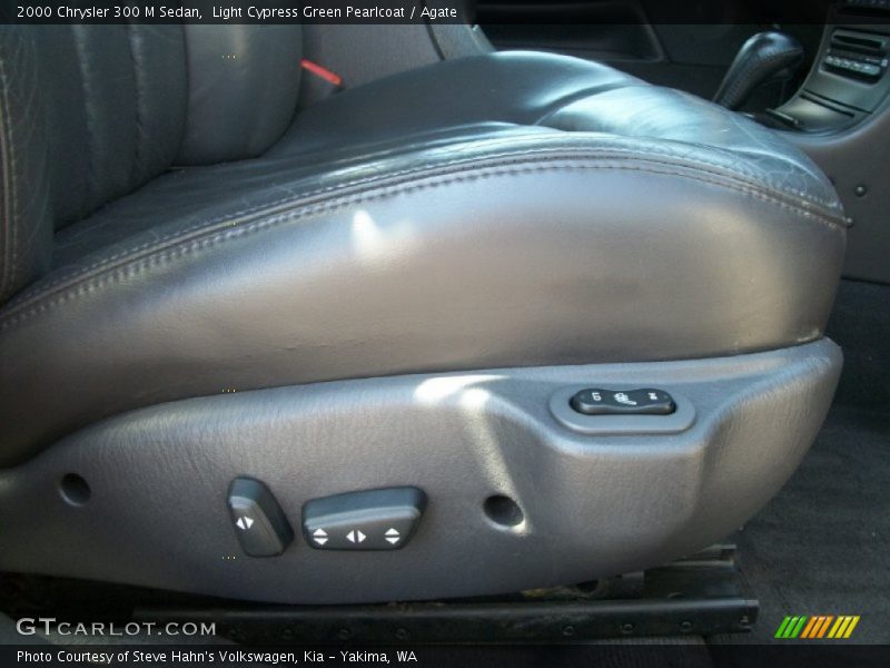 Light Cypress Green Pearlcoat / Agate 2000 Chrysler 300 M Sedan