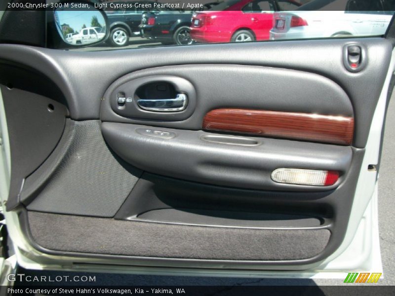 Light Cypress Green Pearlcoat / Agate 2000 Chrysler 300 M Sedan