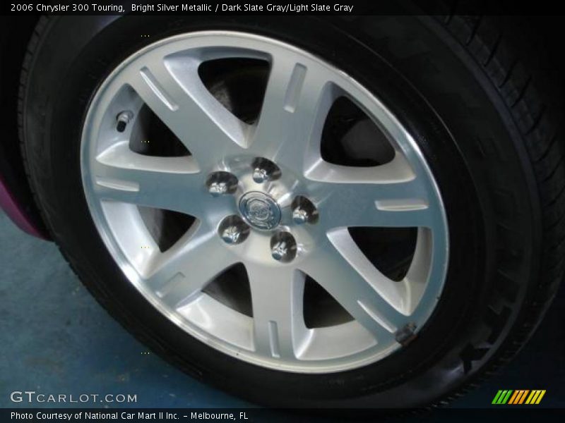 Bright Silver Metallic / Dark Slate Gray/Light Slate Gray 2006 Chrysler 300 Touring