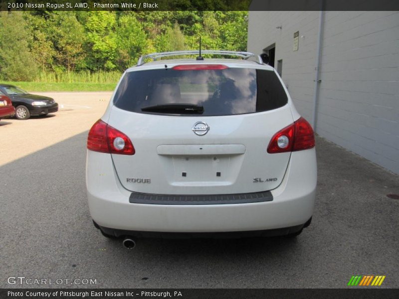 Phantom White / Black 2010 Nissan Rogue SL AWD