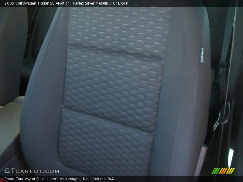Reflex Silver Metallic / Charcoal 2009 Volkswagen Tiguan SE 4Motion