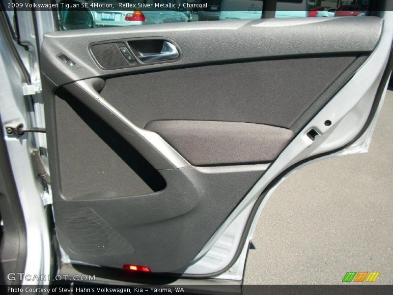 Reflex Silver Metallic / Charcoal 2009 Volkswagen Tiguan SE 4Motion