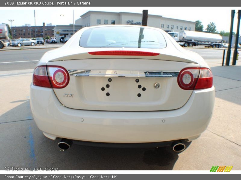 Porcelain / Caramel 2009 Jaguar XK XK8 Coupe