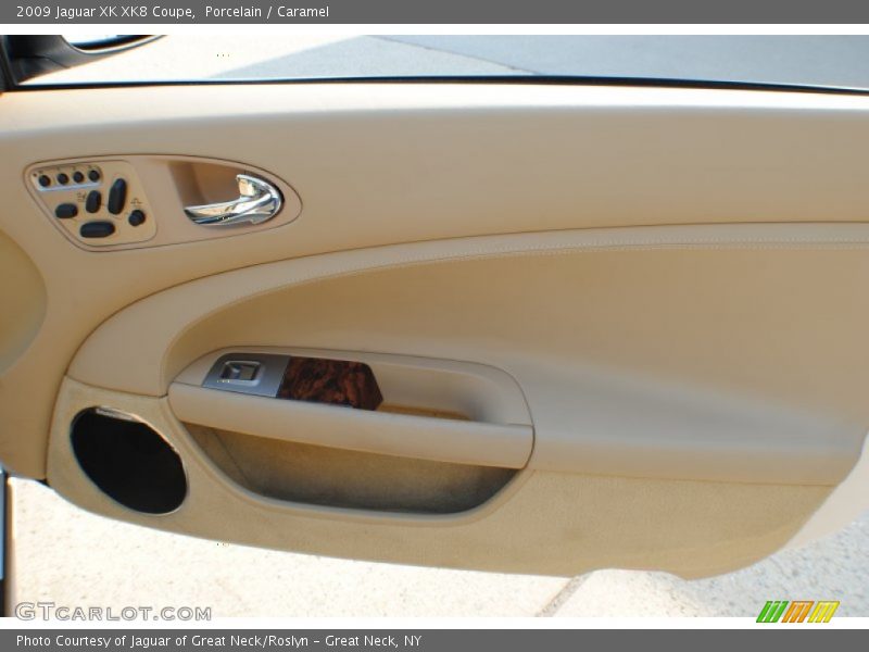 Porcelain / Caramel 2009 Jaguar XK XK8 Coupe