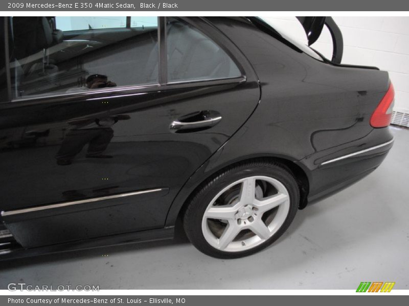 Black / Black 2009 Mercedes-Benz E 350 4Matic Sedan