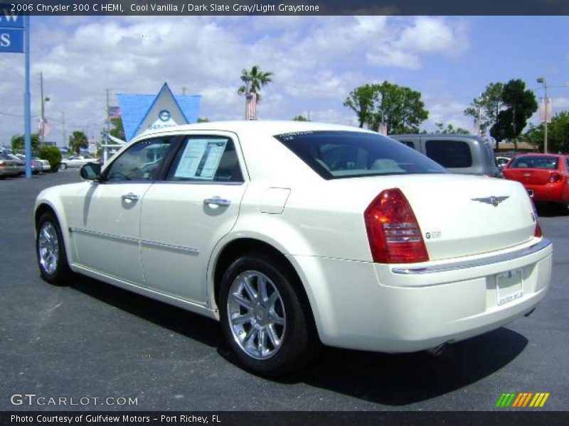 Cool Vanilla / Dark Slate Gray/Light Graystone 2006 Chrysler 300 C HEMI