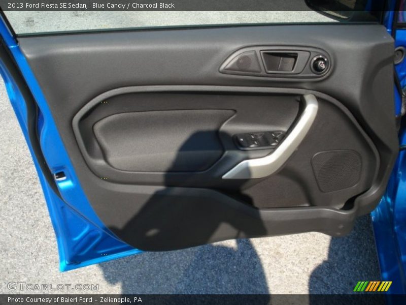 Blue Candy / Charcoal Black 2013 Ford Fiesta SE Sedan