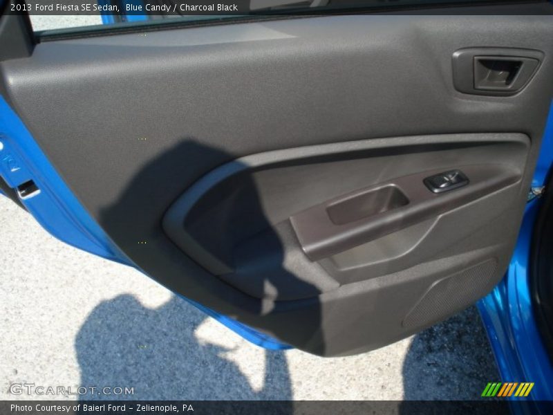 Blue Candy / Charcoal Black 2013 Ford Fiesta SE Sedan