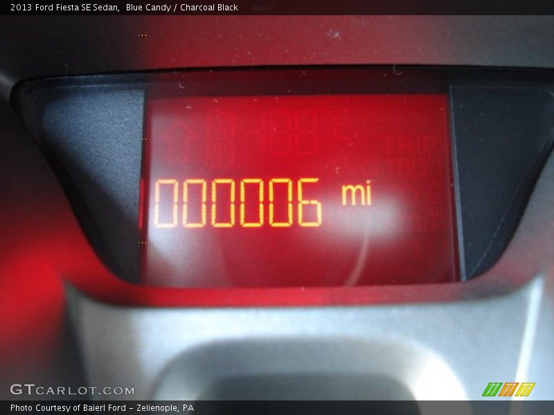 Blue Candy / Charcoal Black 2013 Ford Fiesta SE Sedan