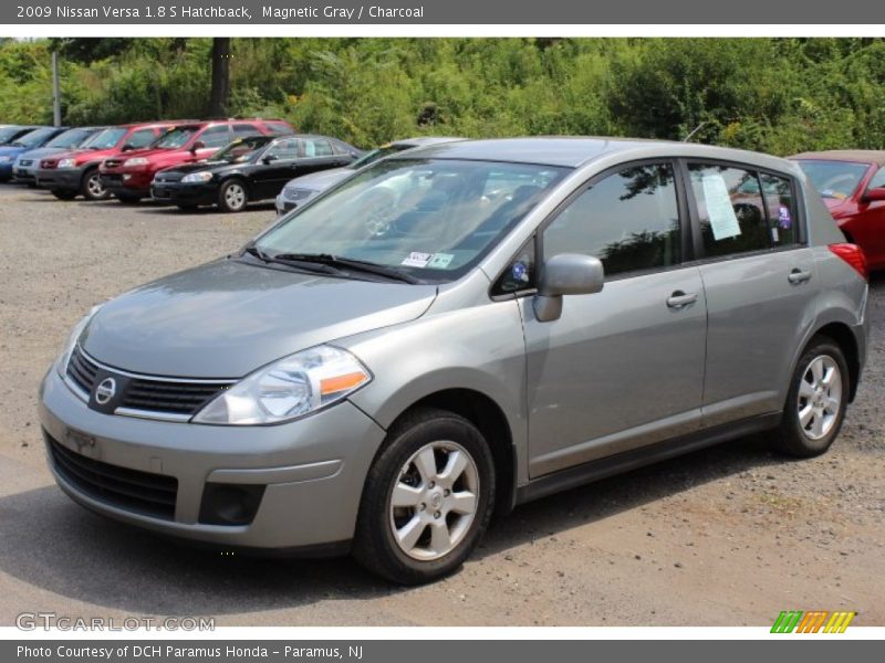 Magnetic Gray / Charcoal 2009 Nissan Versa 1.8 S Hatchback