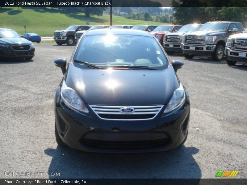 Tuxedo Black / Charcoal Black 2013 Ford Fiesta SE Sedan