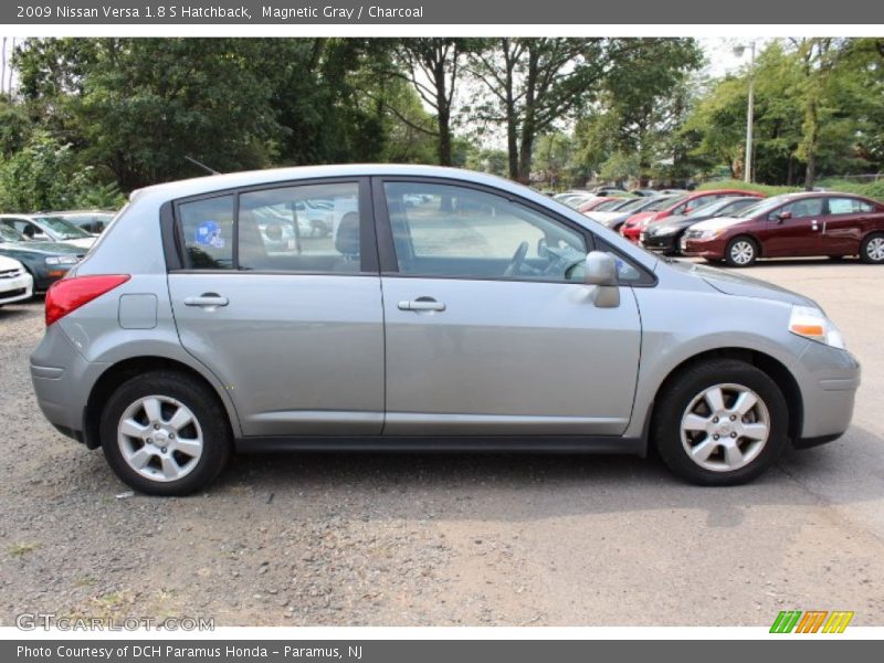 Magnetic Gray / Charcoal 2009 Nissan Versa 1.8 S Hatchback