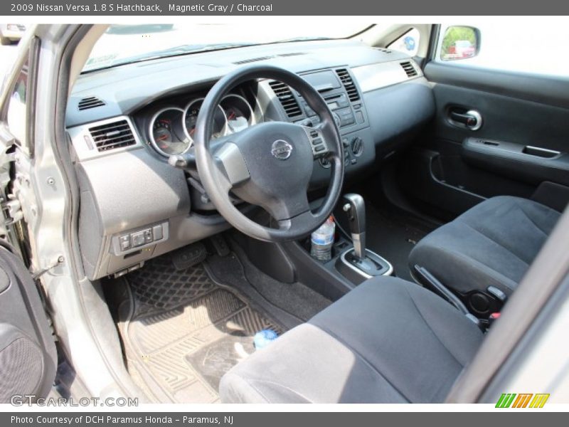 Magnetic Gray / Charcoal 2009 Nissan Versa 1.8 S Hatchback