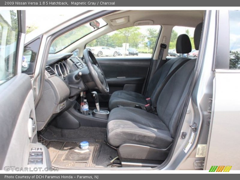 Magnetic Gray / Charcoal 2009 Nissan Versa 1.8 S Hatchback