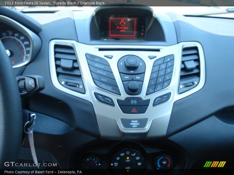 Controls of 2013 Fiesta SE Sedan