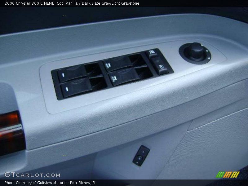 Cool Vanilla / Dark Slate Gray/Light Graystone 2006 Chrysler 300 C HEMI