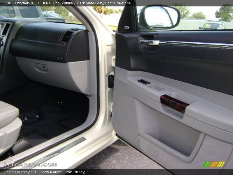 Cool Vanilla / Dark Slate Gray/Light Graystone 2006 Chrysler 300 C HEMI