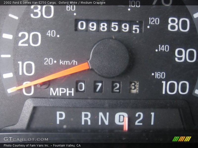 Oxford White / Medium Graphite 2002 Ford E Series Van E250 Cargo