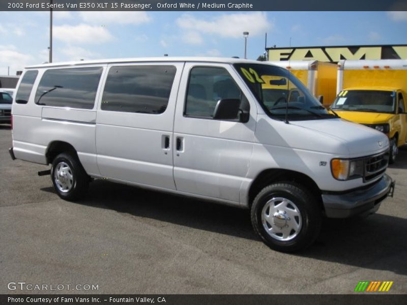 Oxford White / Medium Graphite 2002 Ford E Series Van E350 XLT 15 Passenger