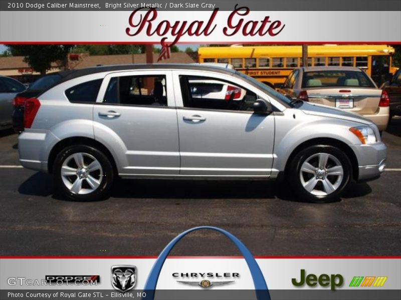 Bright Silver Metallic / Dark Slate Gray 2010 Dodge Caliber Mainstreet