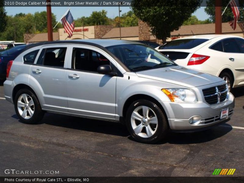 Bright Silver Metallic / Dark Slate Gray 2010 Dodge Caliber Mainstreet