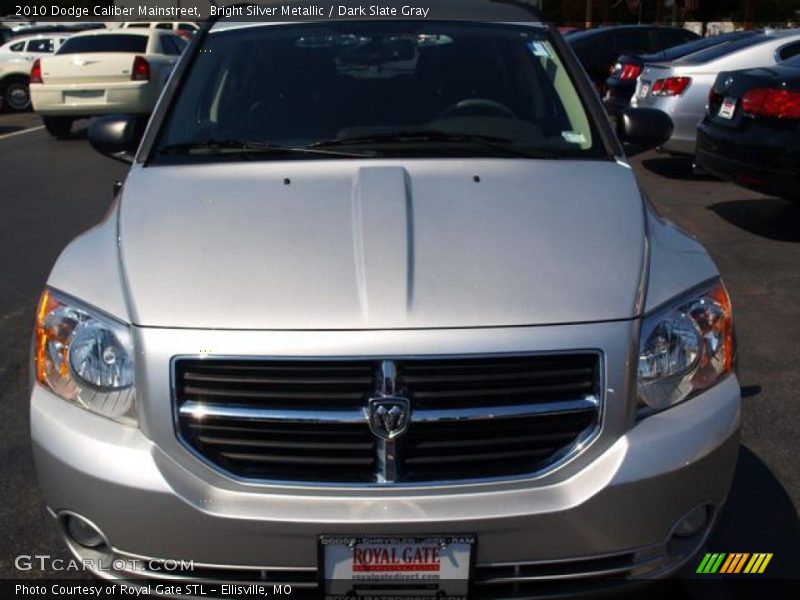 Bright Silver Metallic / Dark Slate Gray 2010 Dodge Caliber Mainstreet