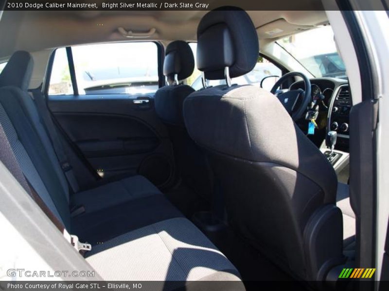 Bright Silver Metallic / Dark Slate Gray 2010 Dodge Caliber Mainstreet