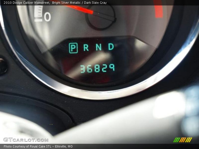 Bright Silver Metallic / Dark Slate Gray 2010 Dodge Caliber Mainstreet