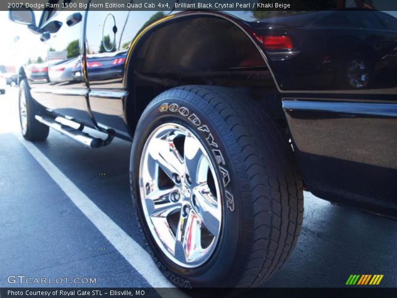 Brilliant Black Crystal Pearl / Khaki Beige 2007 Dodge Ram 1500 Big Horn Edition Quad Cab 4x4