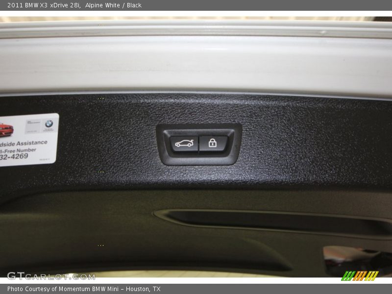 Alpine White / Black 2011 BMW X3 xDrive 28i