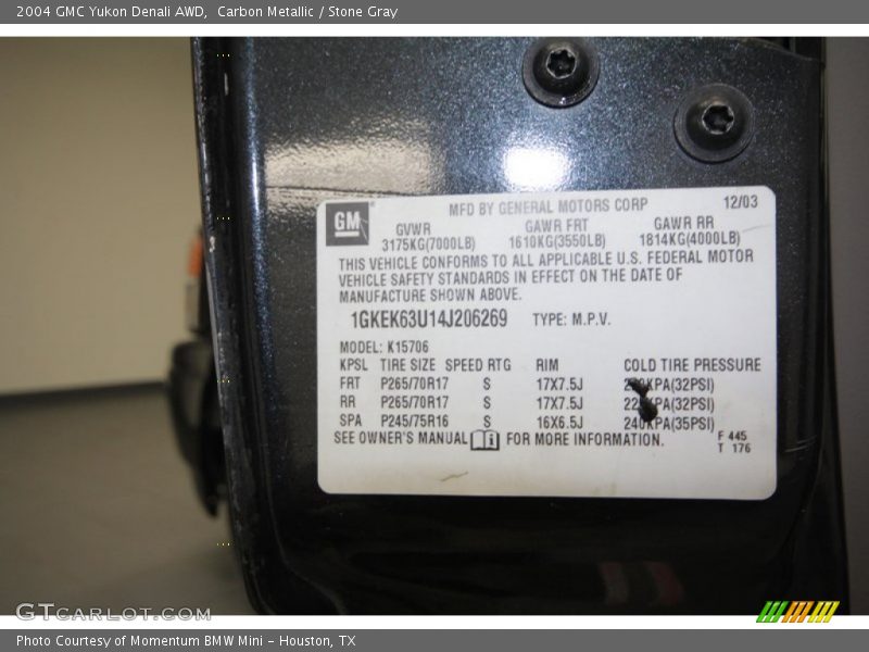 Carbon Metallic / Stone Gray 2004 GMC Yukon Denali AWD