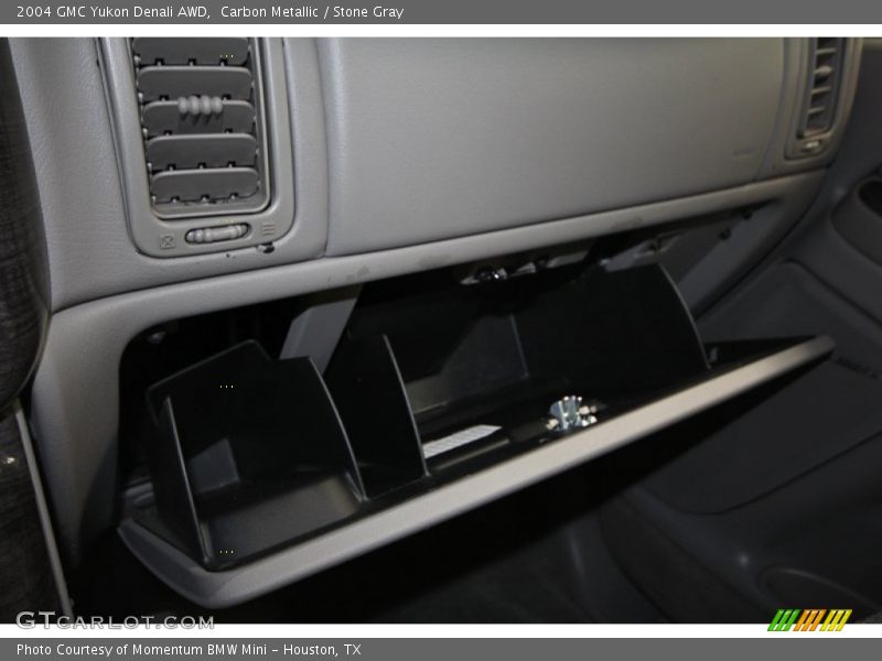 Carbon Metallic / Stone Gray 2004 GMC Yukon Denali AWD