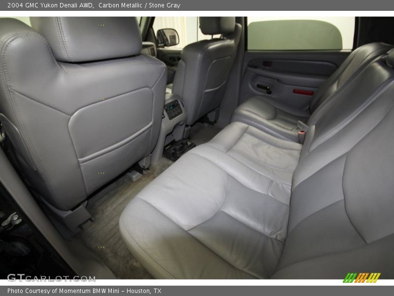 Carbon Metallic / Stone Gray 2004 GMC Yukon Denali AWD