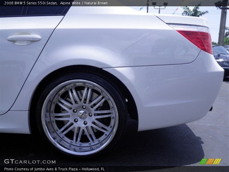 Alpine White / Natural Brown 2008 BMW 5 Series 550i Sedan