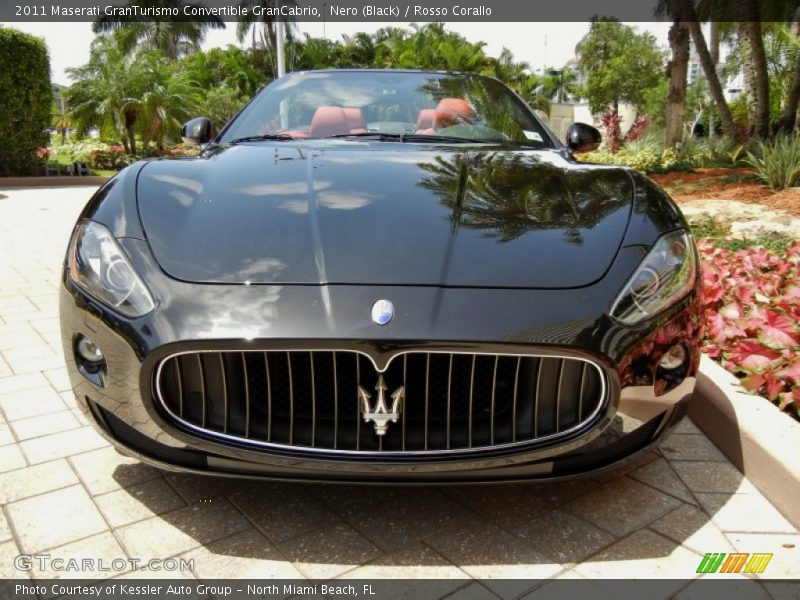  2011 GranTurismo Convertible GranCabrio Nero (Black)