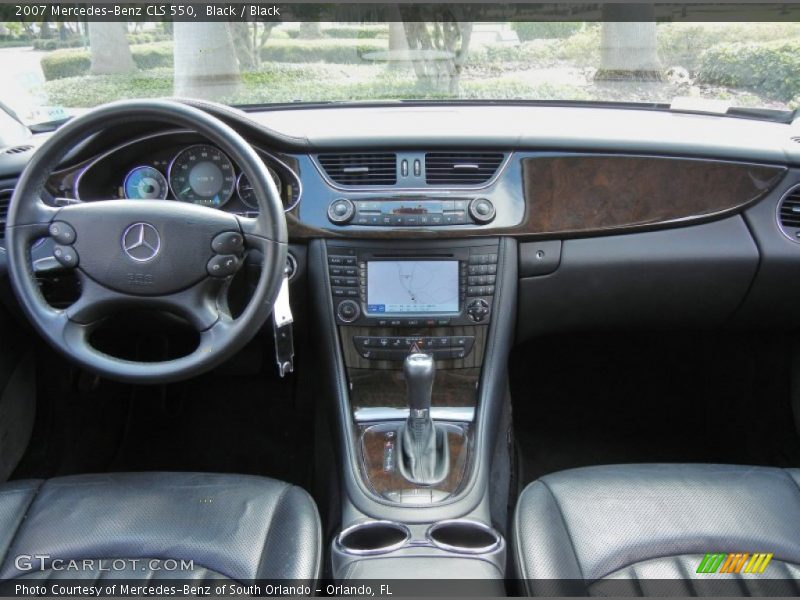 Dashboard of 2007 CLS 550