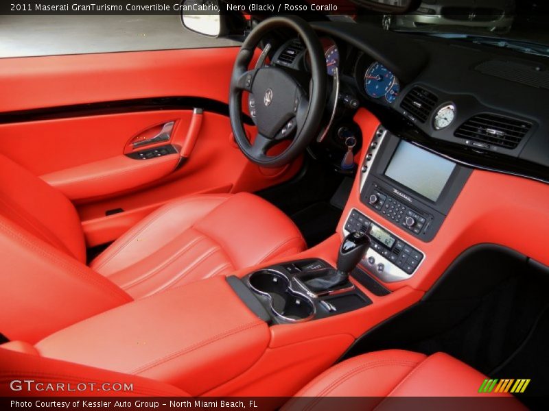 Controls of 2011 GranTurismo Convertible GranCabrio